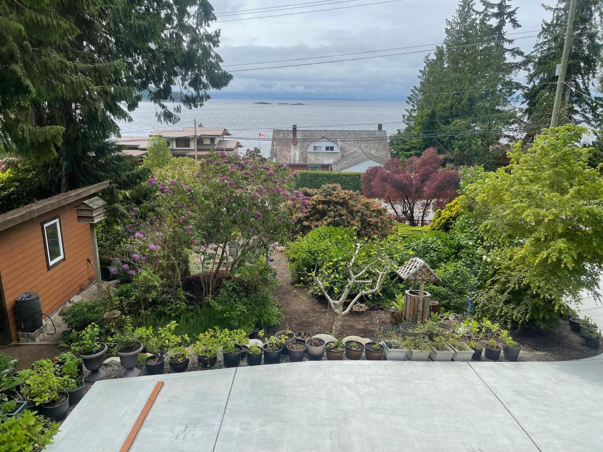 Villa Garden Bridge House Sechelt Exterior foto